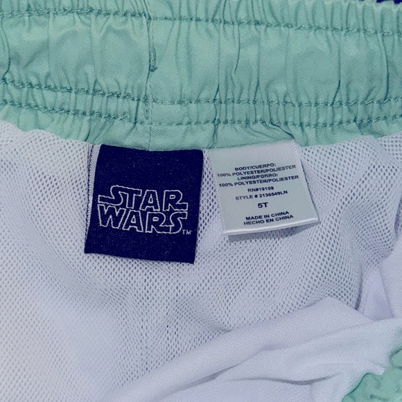 Gently used stars wars rash guard swim set size 5T - Picture 3 of 4